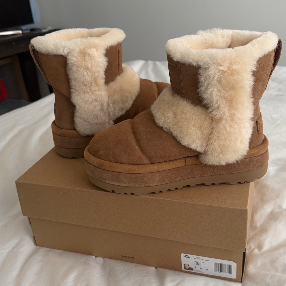 UGG Classic Chillapeak ❄️ BNIB ❄️